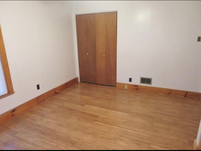 Photo - 90 Wallace St Unit 2