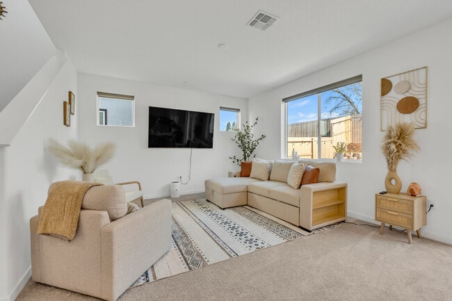 Photo - 10035 Fletching Wy Unit SI ID1473523P