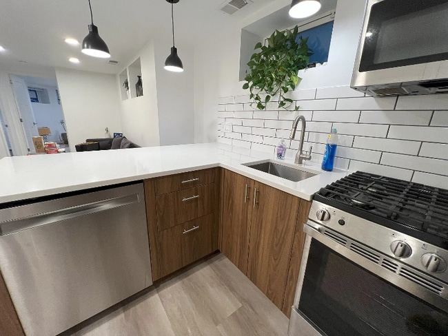 Photo - 3422 W Schubert Ave Unit G