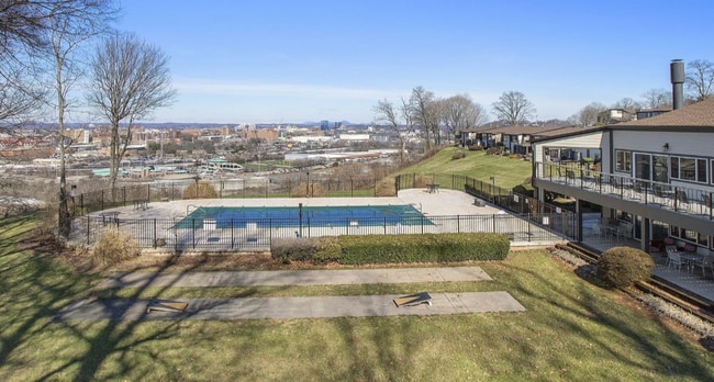 Photo - 1856 Cherokee Bluff Dr Unidad Cherokee Bluff
