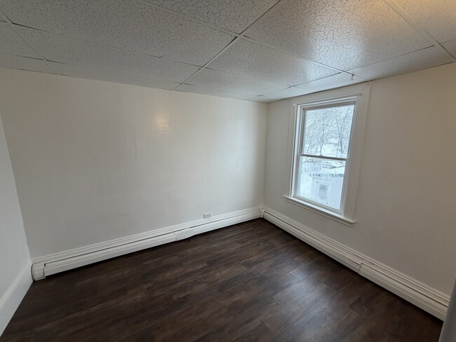 Photo - 66 3rd St