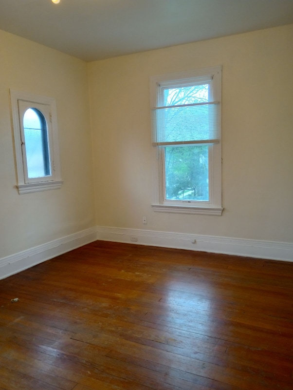 Photo - 3523 Clifton Ave Unidad 2