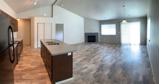 Photo - 1183 Unidad 821