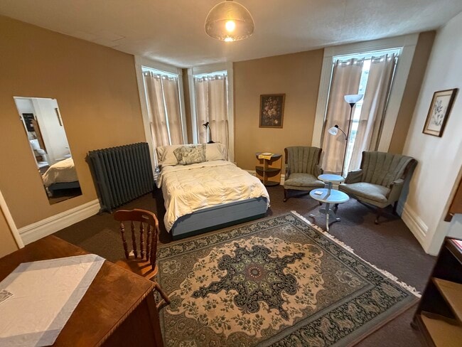 Photo - 508 W Taylor St