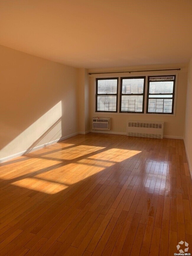 Building Photo - 579 W 215th St Unit 6A Rental