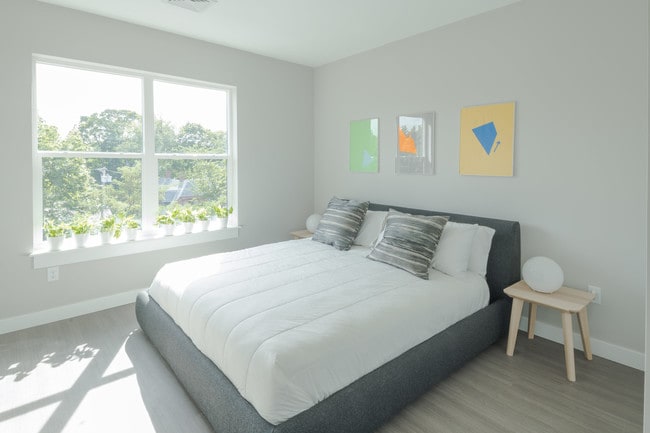 Photo - Hillside Residences