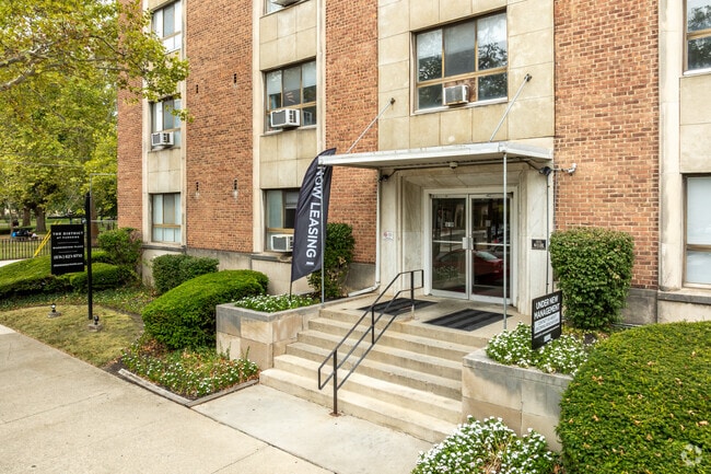 Photo - Washington Place Apartments