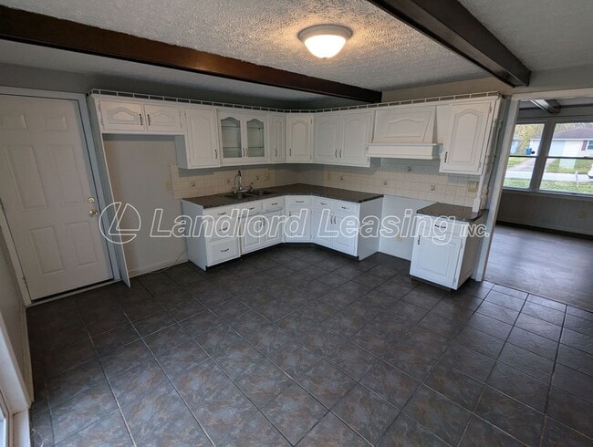 Photo - Beautiful 3-Bedroom Ranch with Fenced Yard...