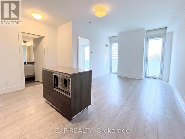 Photo - 200 Bloor St W Unit 1208