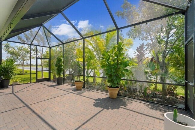 Photo - 16124 Key Biscayne Ln