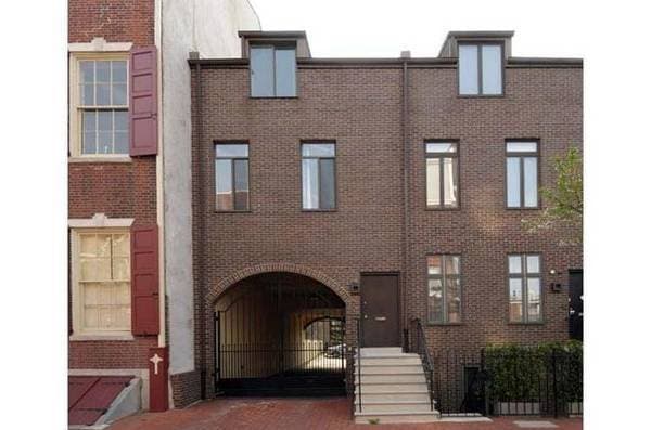 Building Photo - 265 S 4th St Rental