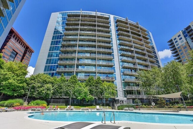 Building Photo - 44 Peachtree Pl NE Rental