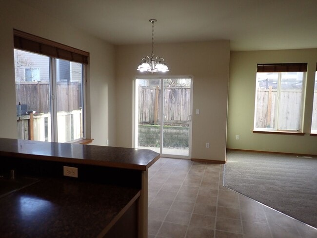 Photo - Beautiful 5 Bedroom Puyallup Home