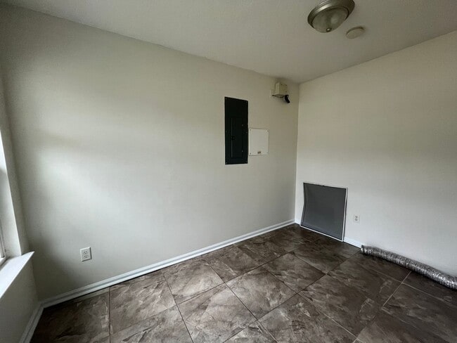 Photo - 74 Front Run Pl