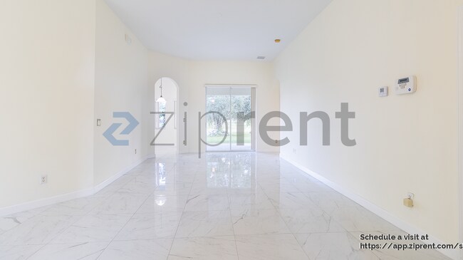 Photo - 2732 Wingfield Pl