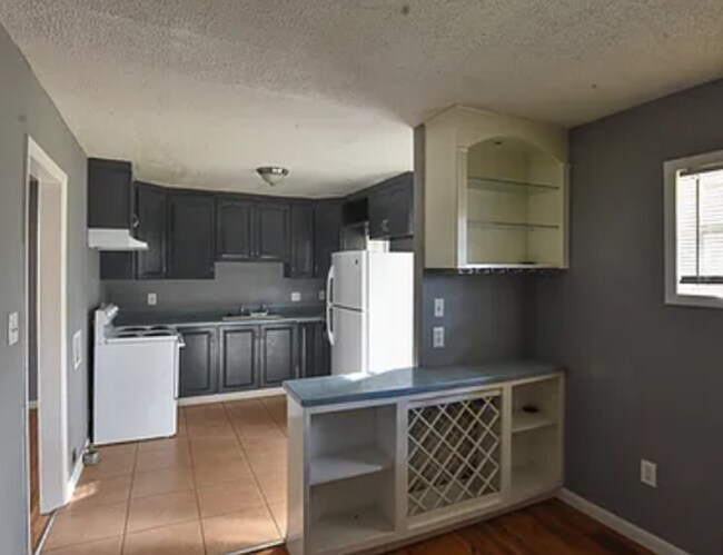 Photo - 3 bed 2 bath in Decatur!