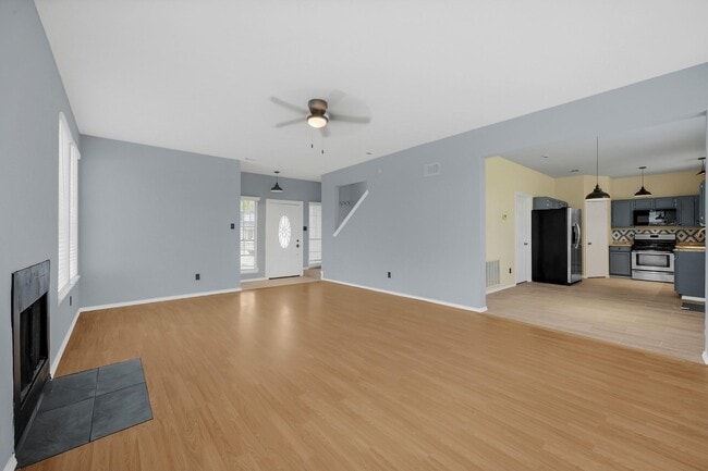 Photo - 8006 Summer Trail Dr