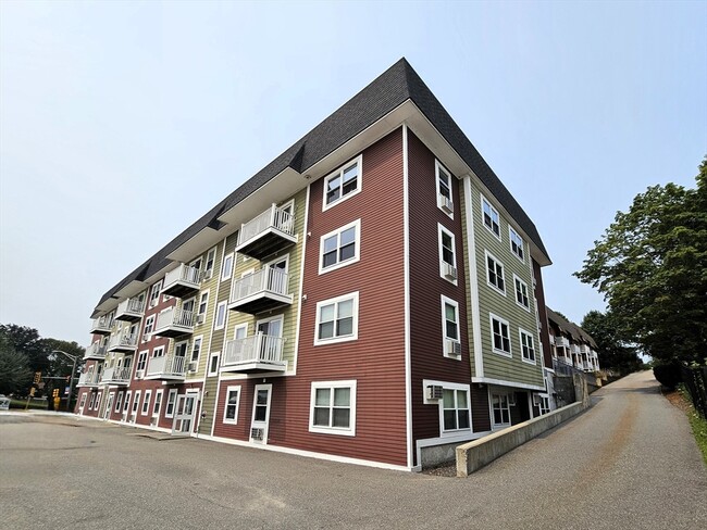 Building Photo - 275 W Main St Unit 11 Rental
