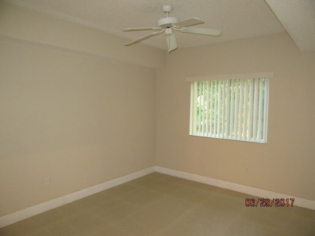Photo - 6001 SW 70th St Unit 250