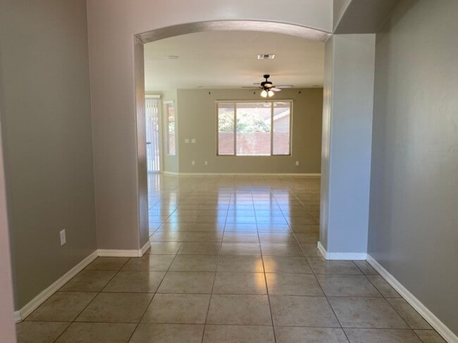 Photo - Spacious Tangerine Crossing - Corner Lot