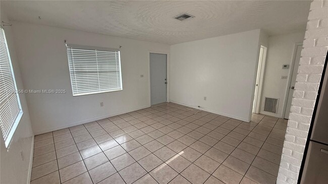 Photo - 3651 SW 60th Terrace Unit South
