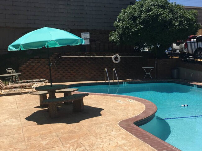 Photo - Studio Place Apartments