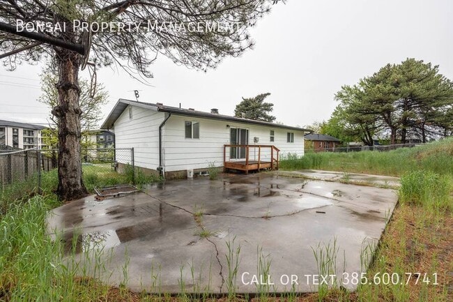 Photo - 1641 Sandhill Rd