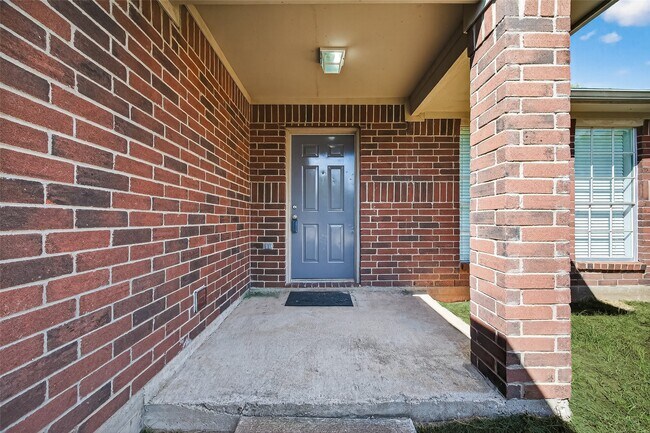 Photo - 18402 Willow Moss Dr