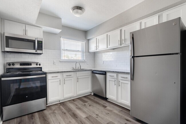 River Breeze Apartments
