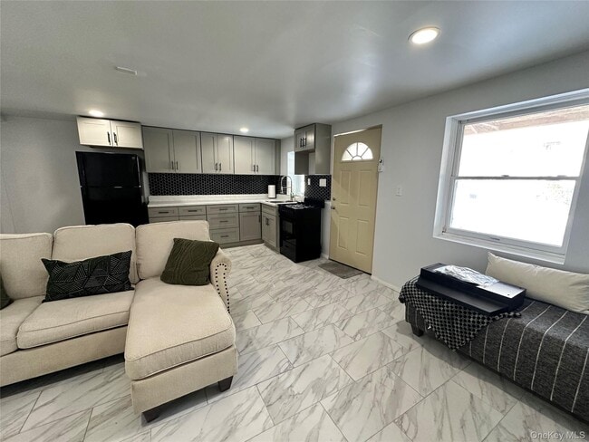 Photo - 245 Glenhill Ave Unit 1