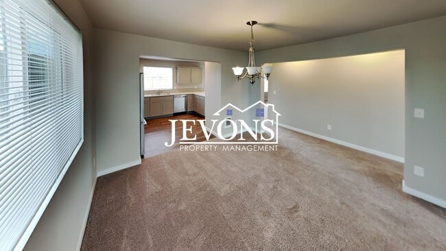 Photo - $500 Off on the First Month!! Enchanting 2020-built single-family home in Yakima