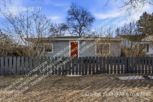 Photo - 1420 Chase St