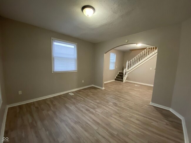 Photo - 326 N Elder Ave