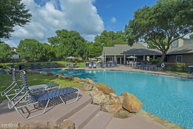 Photo - 1 br, 1 bath Condo - 2400 Old S Dr Flat 1...