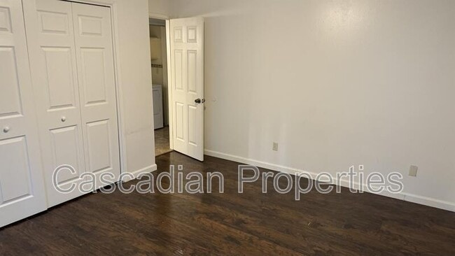 Photo - 1565 Fircrest Ct SE