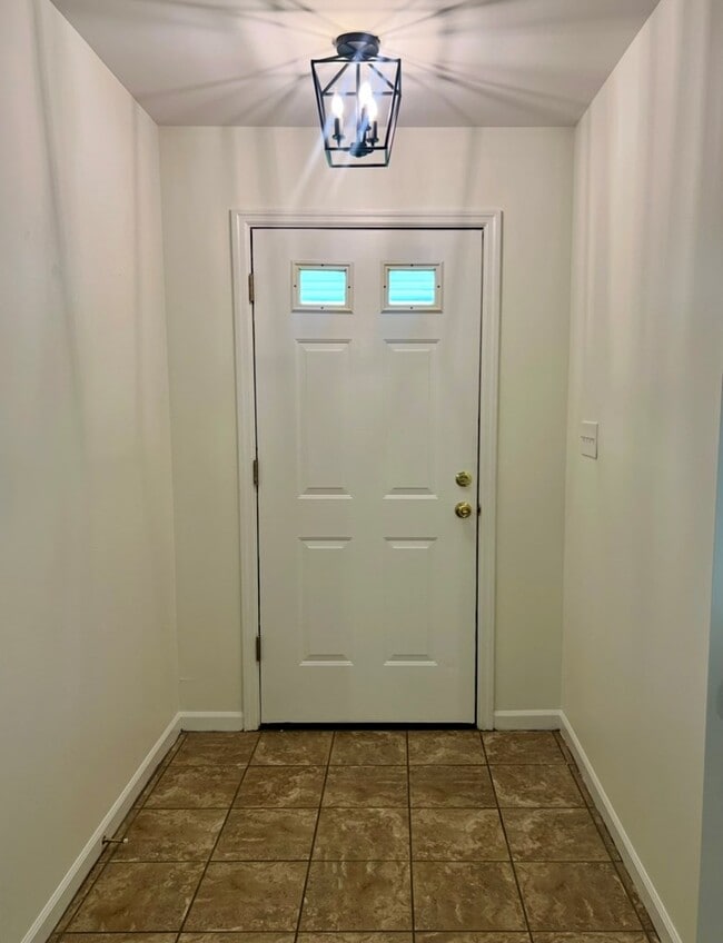 Photo - 134 Covington Pl