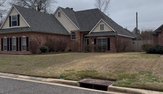 Photo - 408 Hidden Oaks Cir