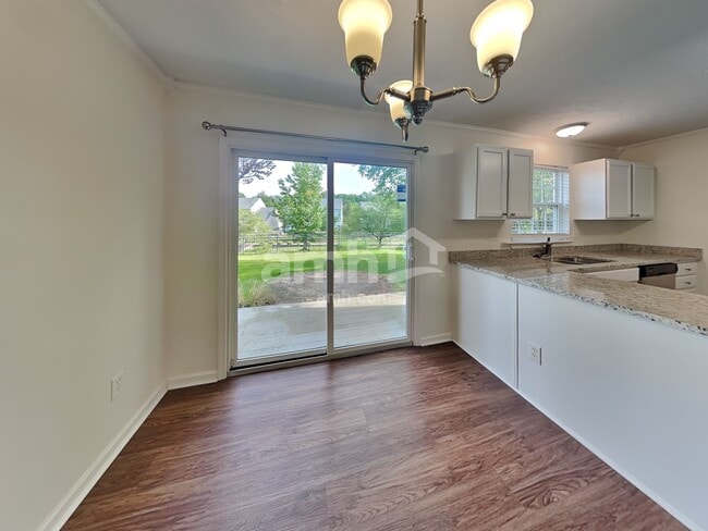 Photo - 466 Indian Lake Dr