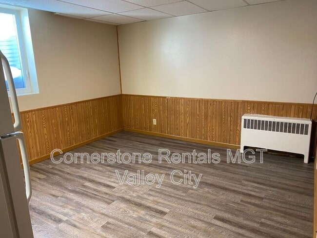 Photo - 227 Central Ave S
