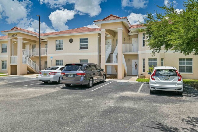 Building Photo - Newly Renovated 2nd Floor Condo ~ Six Mile Cypress Unit 110