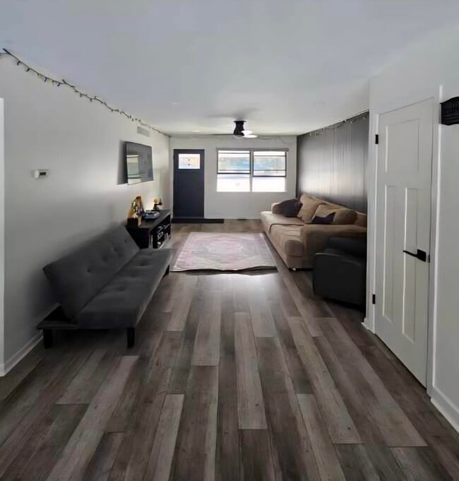 Photo - 2344 E Textile Rd