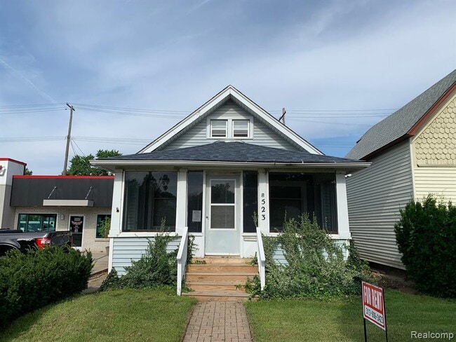Building Photo - 523 N Main St Rental