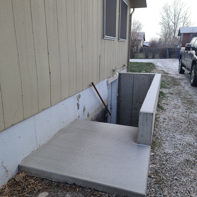 Photo - 609 Iowa St