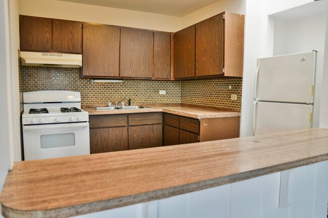 Photo - 873 W Lill Ave Unit b3