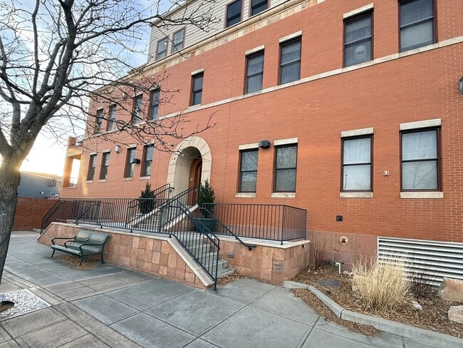 Photo - 261 Pine St Unit 101