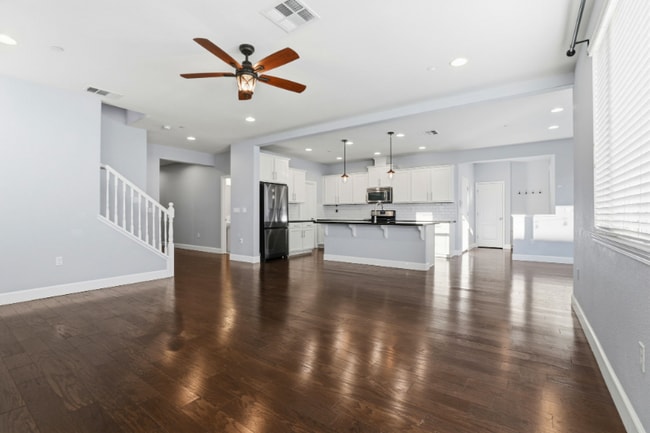 Photo - 1818 Tarragon Dr