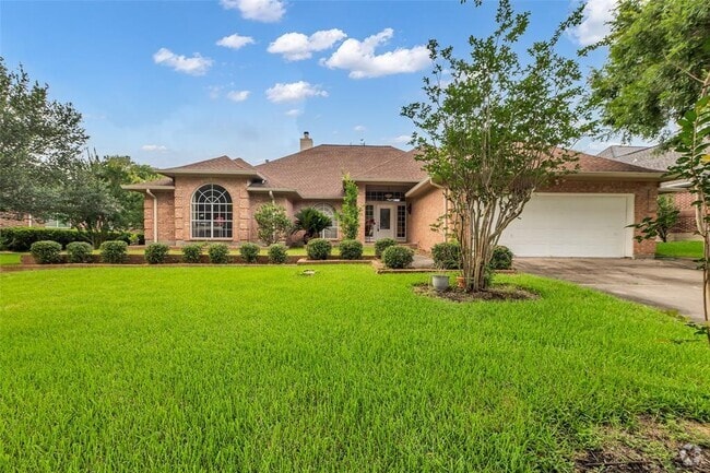 Building Photo - 121 April Waters Dr N Rental