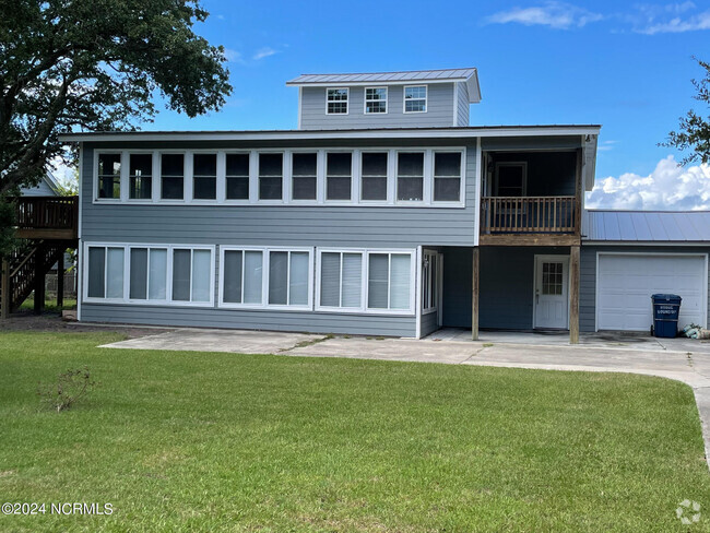 Building Photo - 5302 Bogue Sound Dr Rental