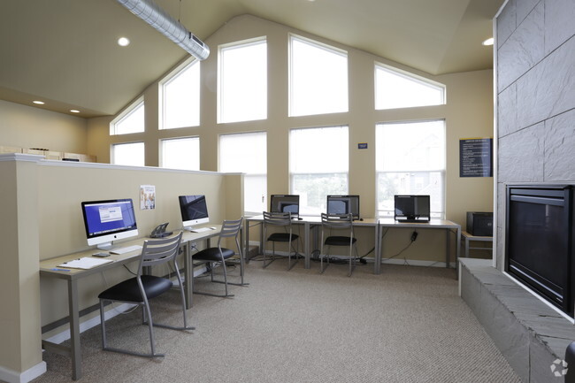 Business Center - The Lofts (WV)
