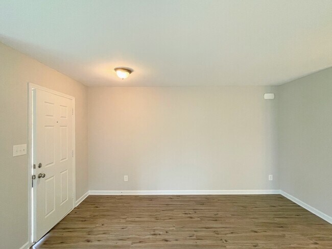 30003 Westfield Dr